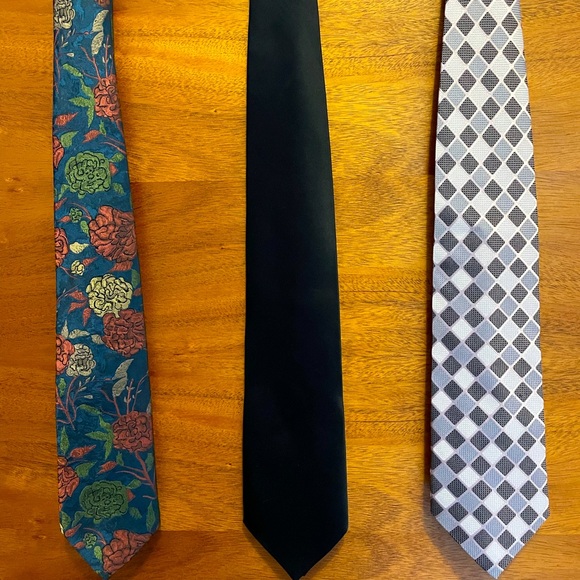 3 Men’s Ties Floral, Checkered, and Solid Black - Picture 3 of 14